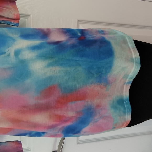 CBR Tie Dye Top - Picture 4 of 14
